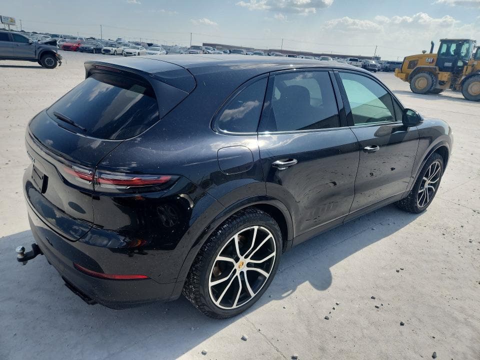 2019 PORSCHE CAYENNE S 3
