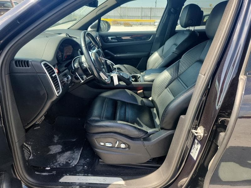 2019 PORSCHE CAYENNE S 7