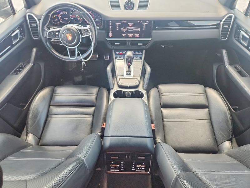 2019 PORSCHE CAYENNE S 8