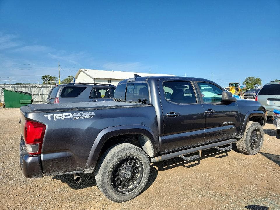 2019 TOYOTA TACOMA TRD SPORT 3