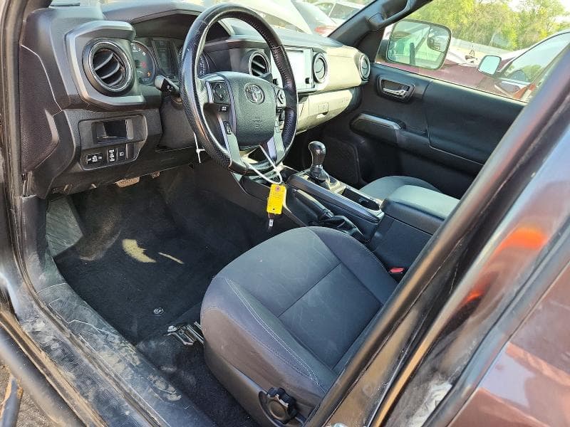 2019 TOYOTA TACOMA TRD SPORT 8