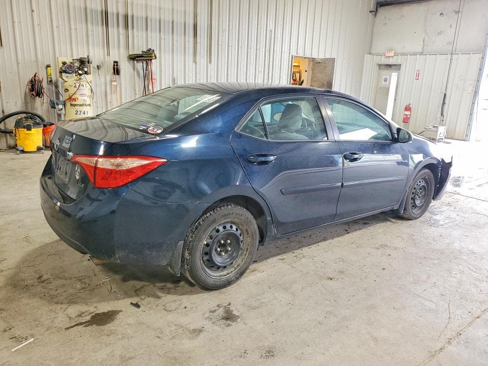 2017 TOYOTA COROLLA LE 3