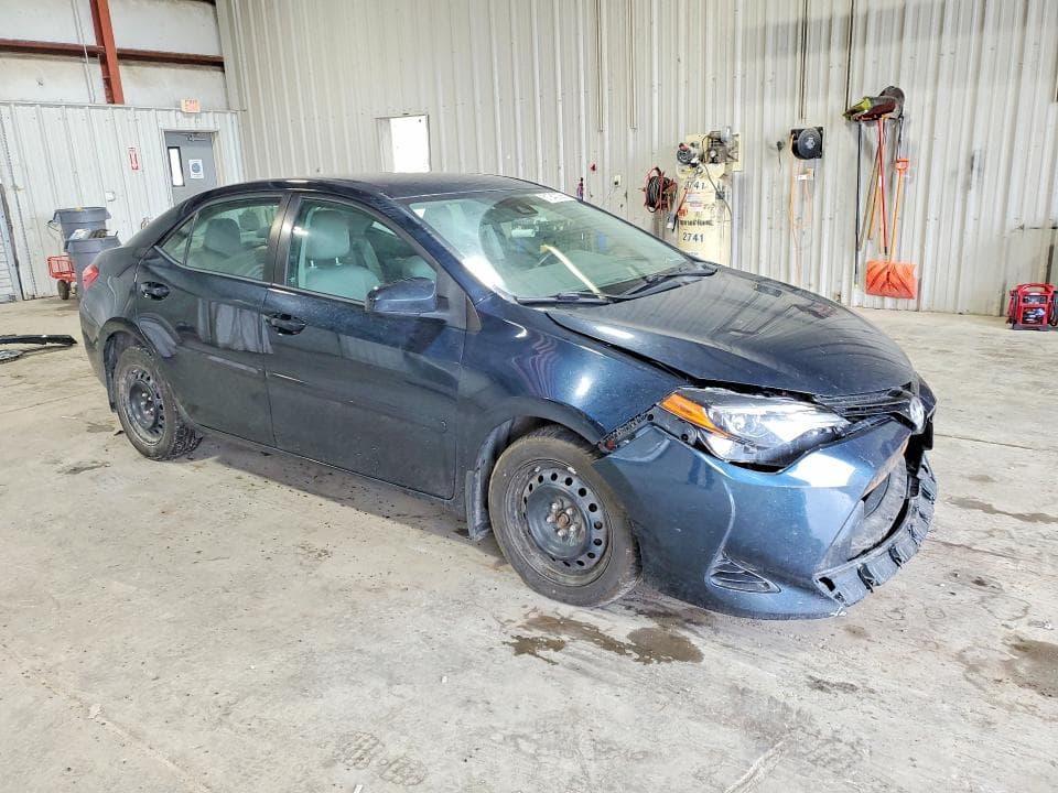 2017 TOYOTA COROLLA LE 4