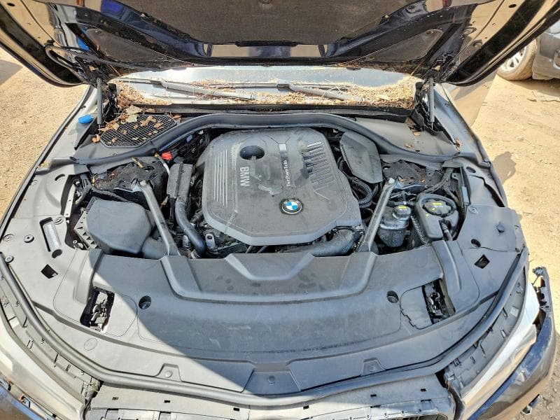 2017 BMW 740 XI 11