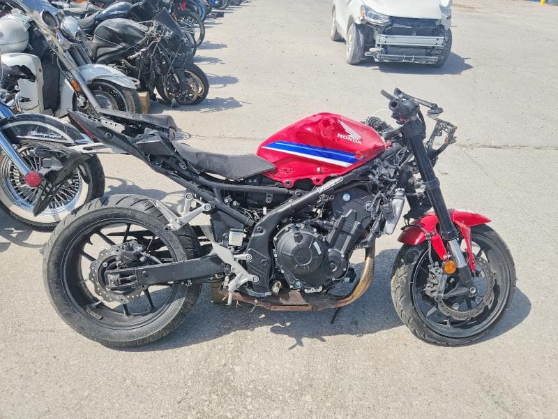 2025 HONDA CBR500 RA - 1