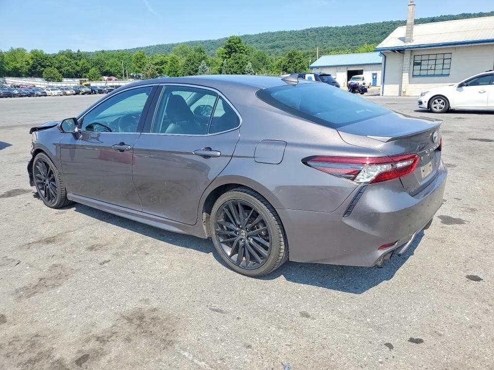 2024 TOYOTA CAMRY XSE 2
