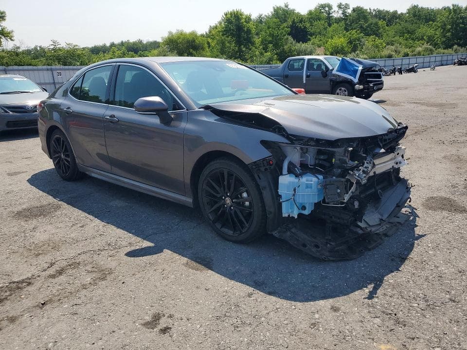 2024 TOYOTA CAMRY XSE 4