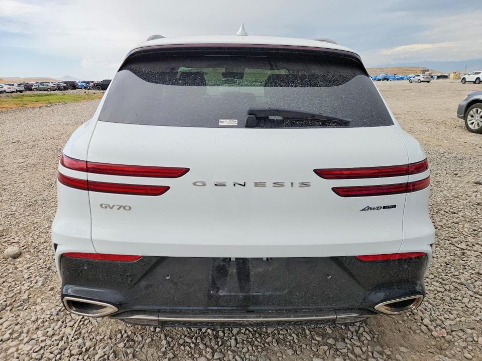 2026 GENESIS GV70 SPORT PRESTIGE 6