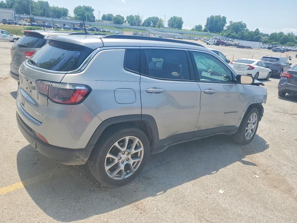 2023 JEEP COMPASS LATITUDE LUX 3