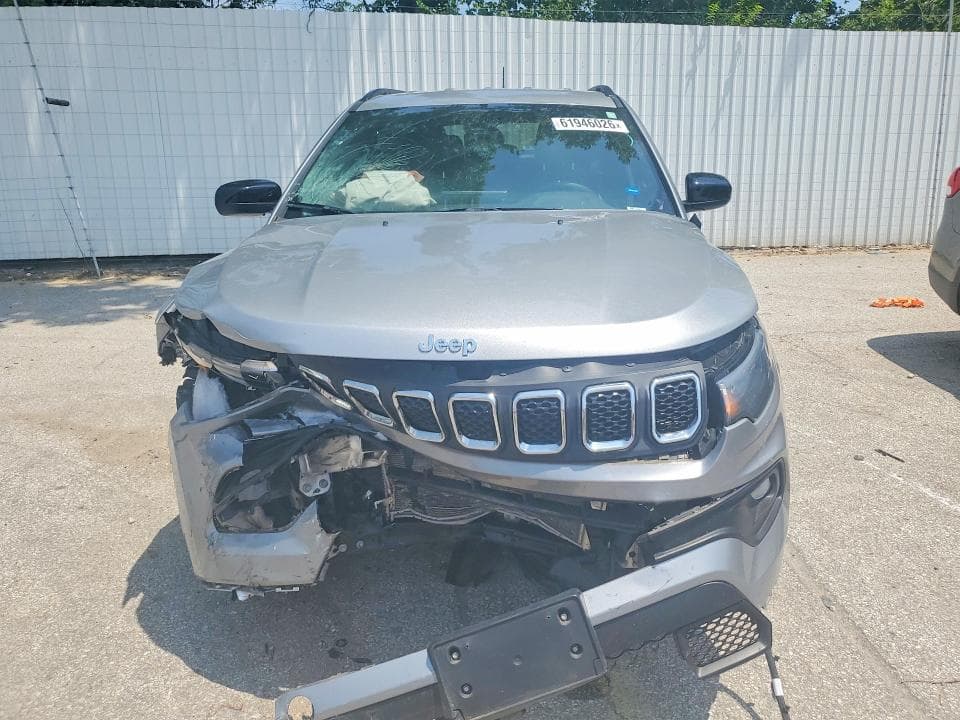 2023 JEEP COMPASS LATITUDE LUX 5