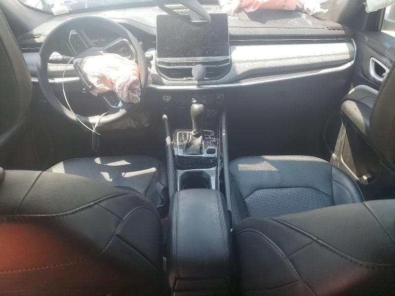 2023 JEEP COMPASS LATITUDE LUX 8