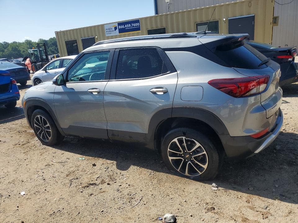 2025 CHEVROLET TRAILBLAZER LT 2