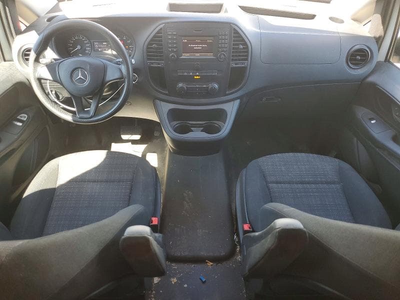 2018 MERCEDES-BENZ METRIS 8