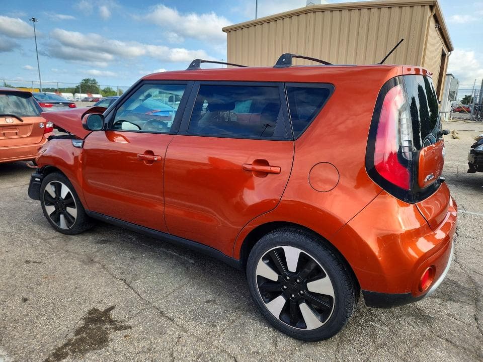 2018 KIA SOUL + 2