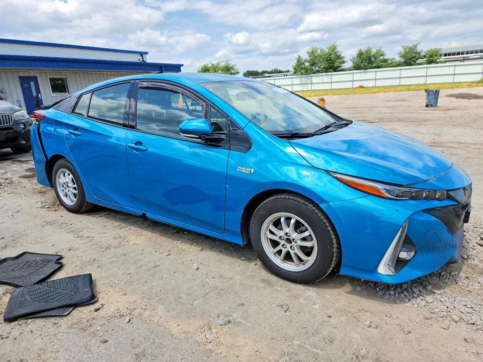 2018 TOYOTA PRIUS PRIME ADVANCED 4