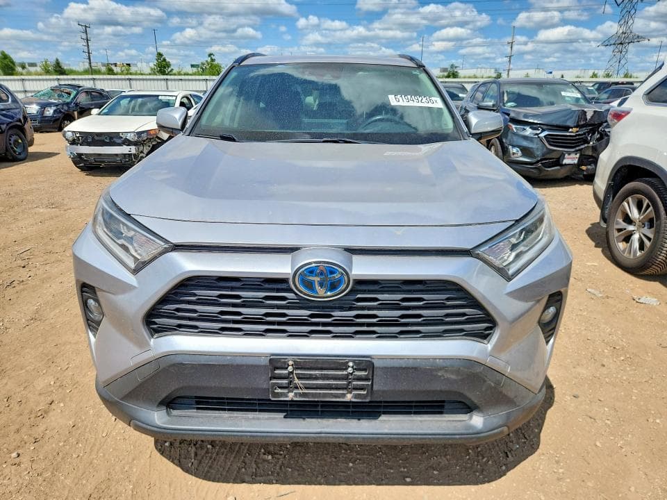 2019 TOYOTA RAV4 HYBRID XLE 5