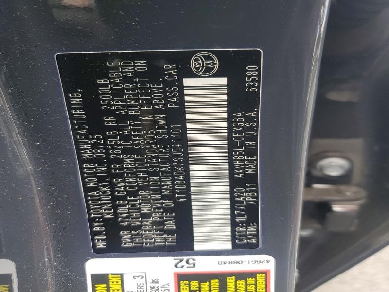 2025 TOYOTA CAMRY XLE 12