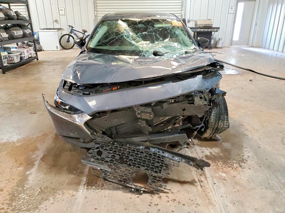 2024 MAZDA 3 PREFERRED 5