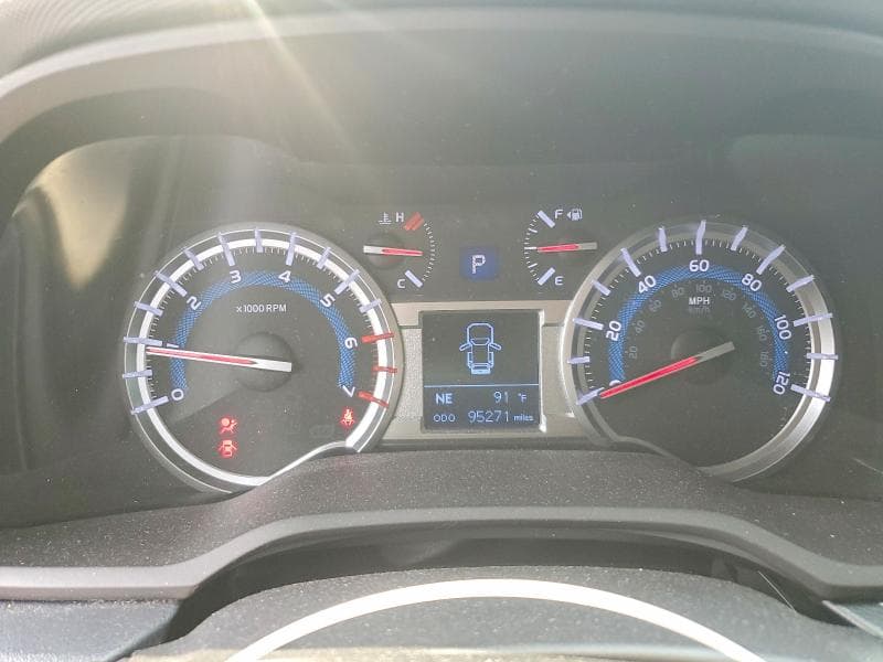 2017 TOYOTA 4RUNNER LIMITED 9