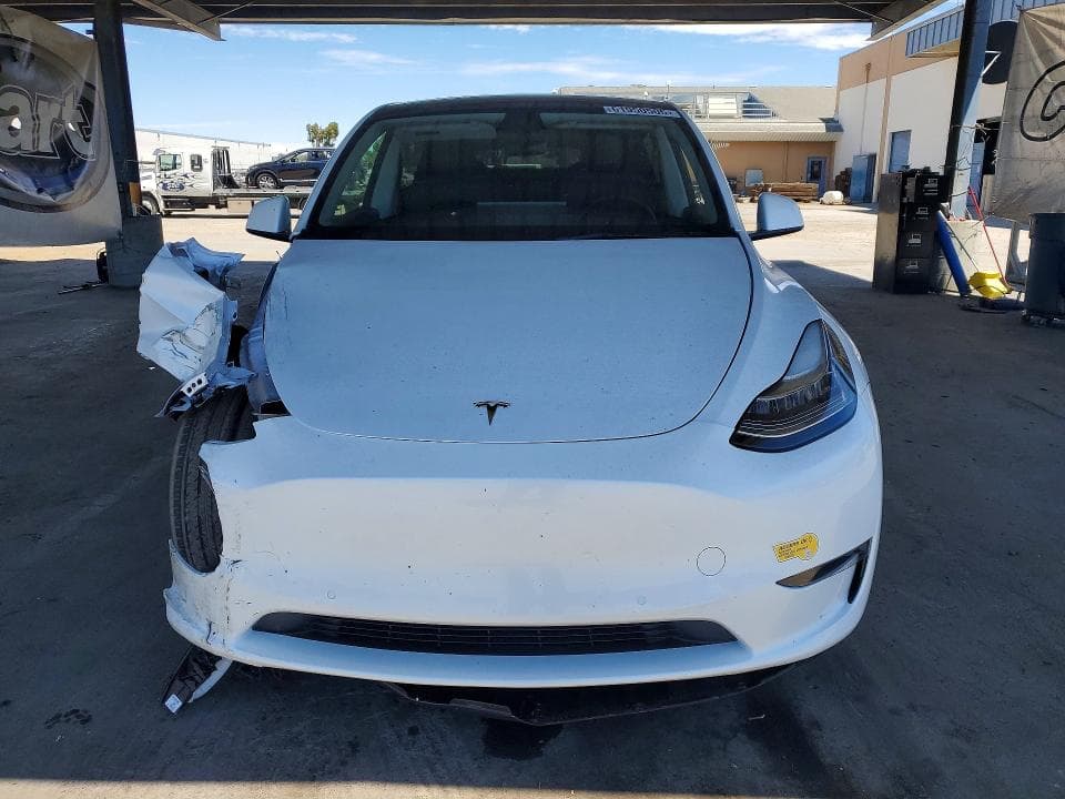 2022 TESLA MODEL Y 5