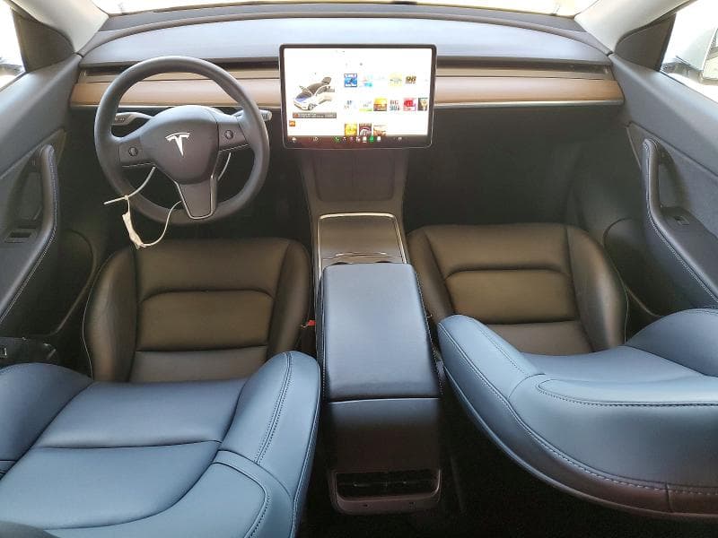 2022 TESLA MODEL Y 8