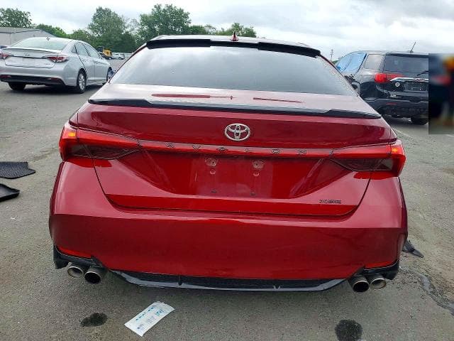 2019 TOYOTA AVALON XSE 6