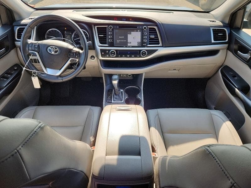 2019 TOYOTA HIGHLANDER XLE XLE 8
