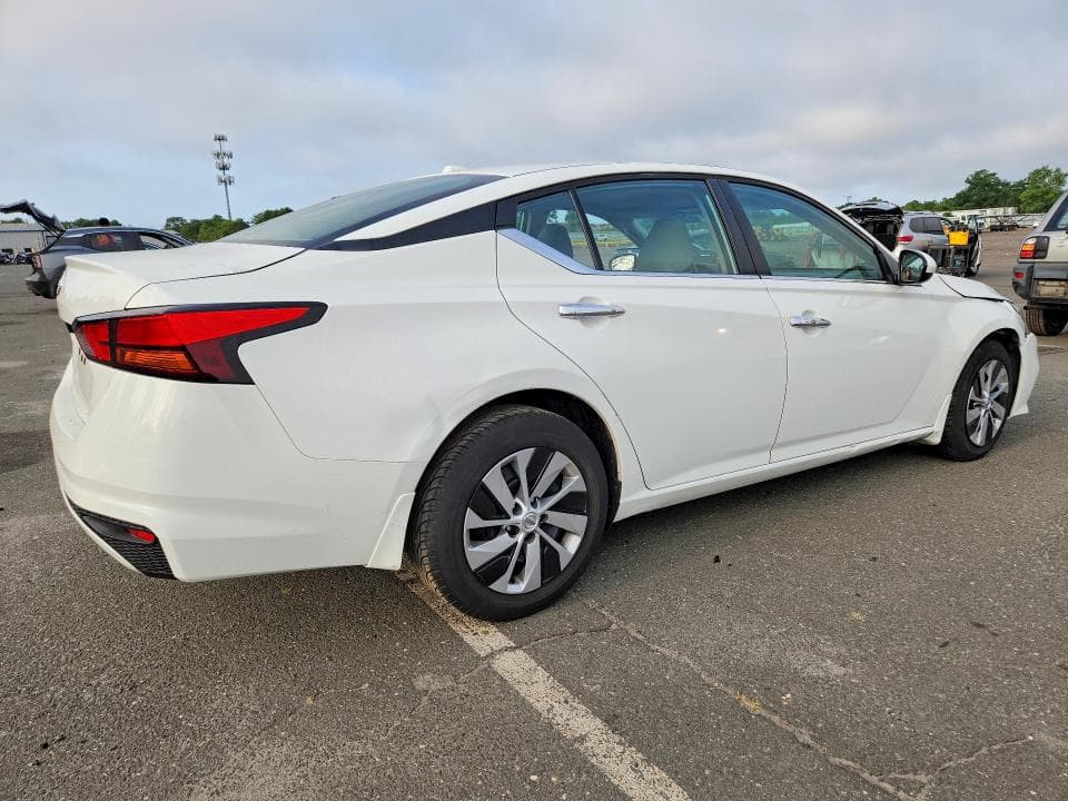 2020 NISSAN ALTIMA S 3