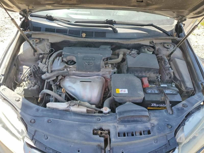 2017 TOYOTA CAMRY SE 11