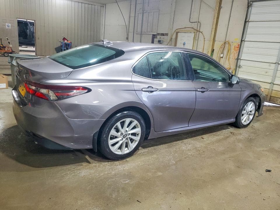 2024 TOYOTA CAMRY LE 3