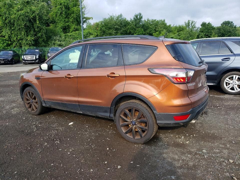 2017 FORD ESCAPE SE 2