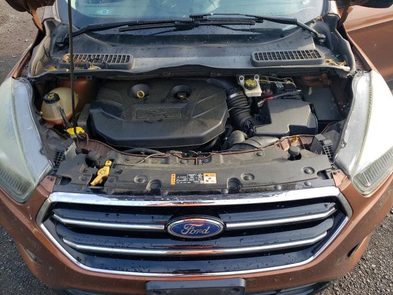 2017 FORD ESCAPE SE 12