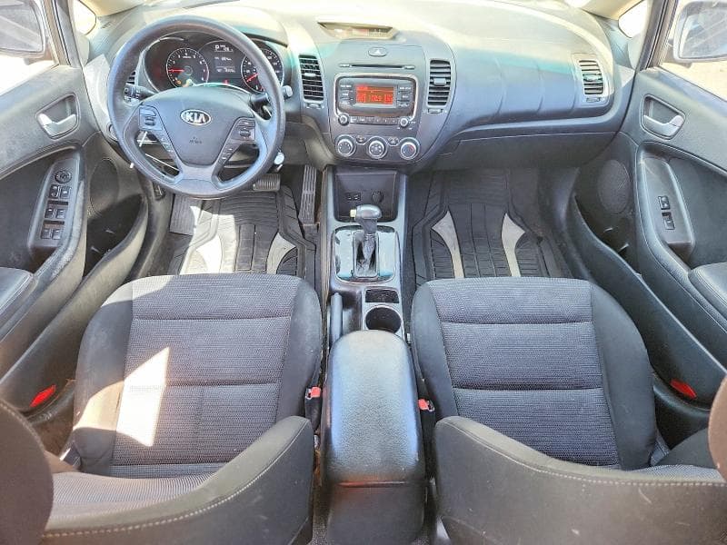 2017 KIA FORTE LX 8