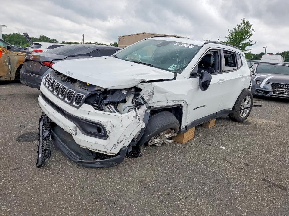 2024 JEEP COMPASS LATITUDE - 1