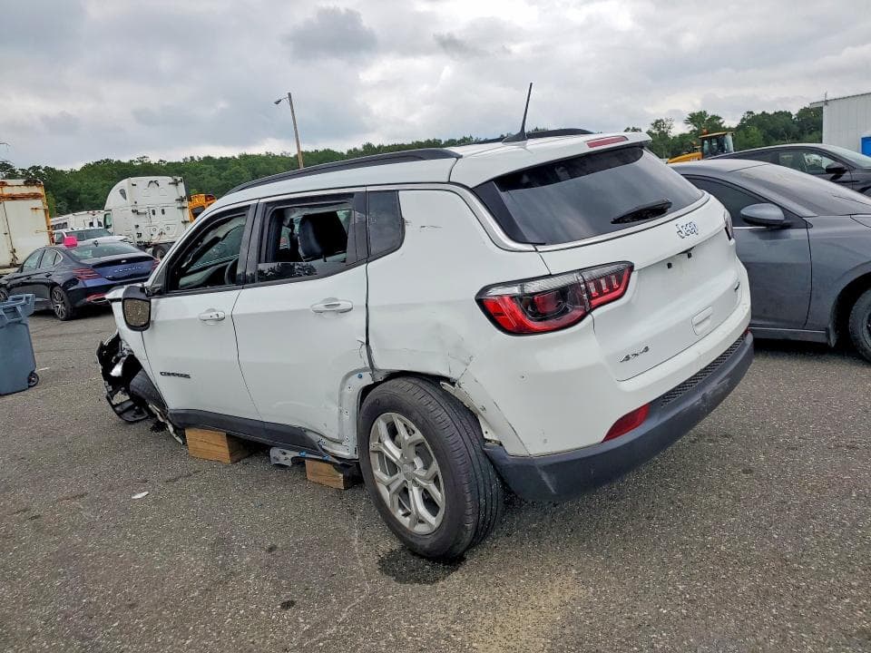 2024 JEEP COMPASS LATITUDE 2