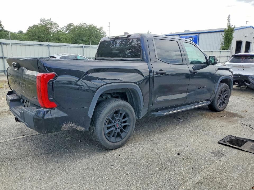 2022 TOYOTA TUNDRA SR5 3