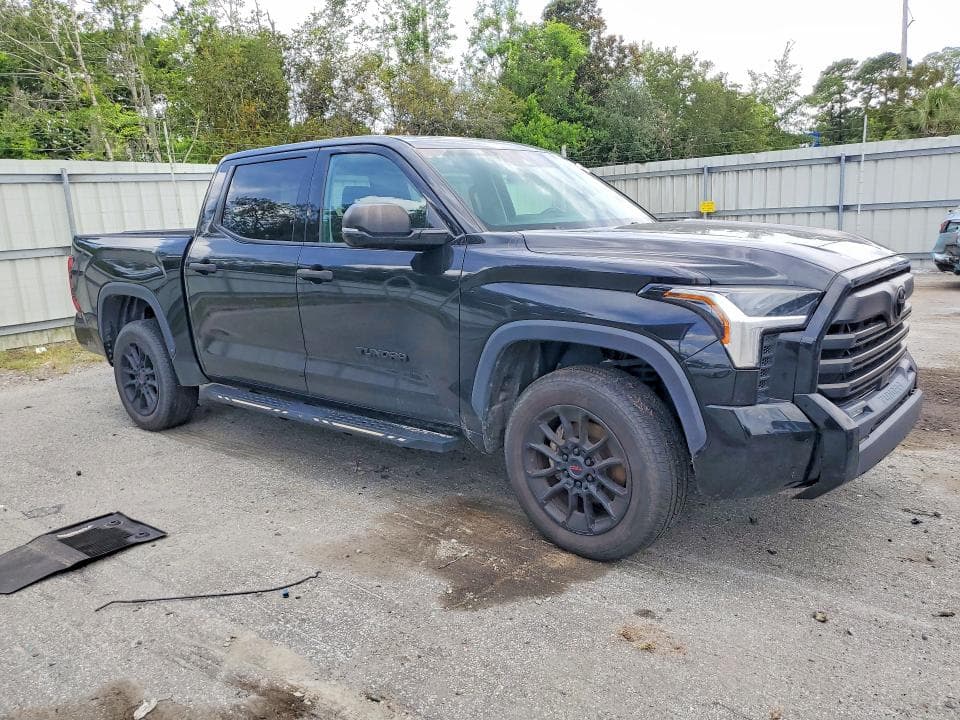 2022 TOYOTA TUNDRA SR5 4
