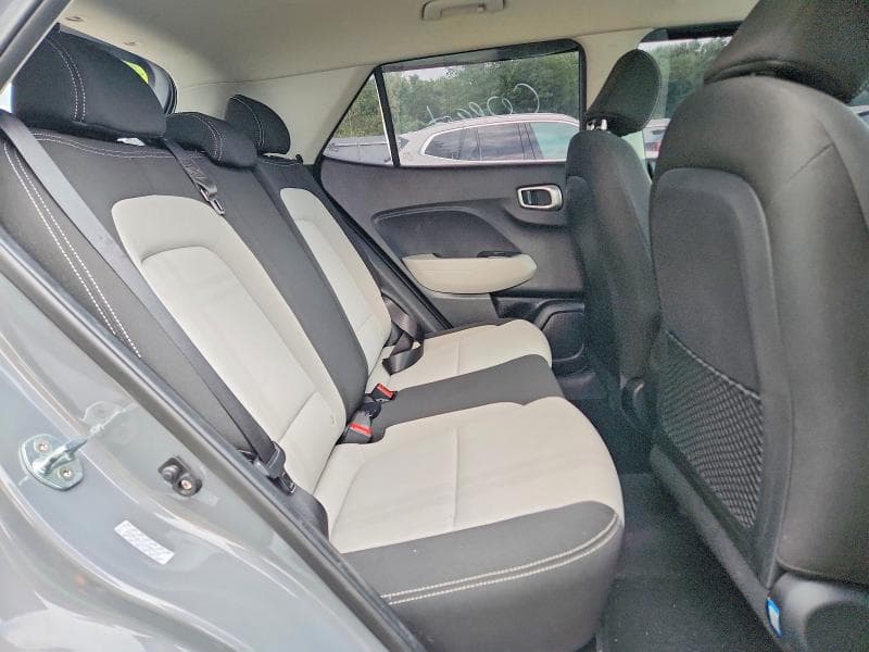 2021 HYUNDAI VENUE SEL 11