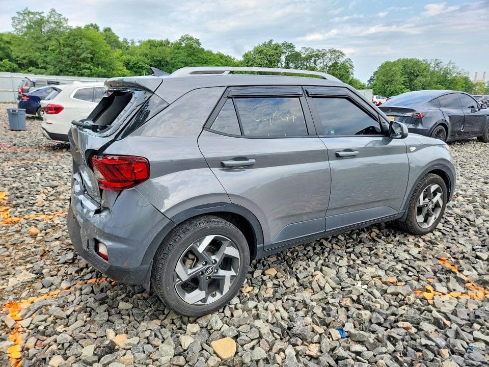 2021 HYUNDAI VENUE SEL 3