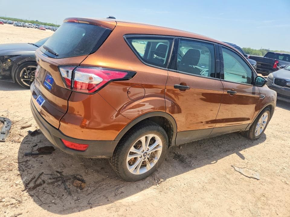 2017 FORD ESCAPE S 3
