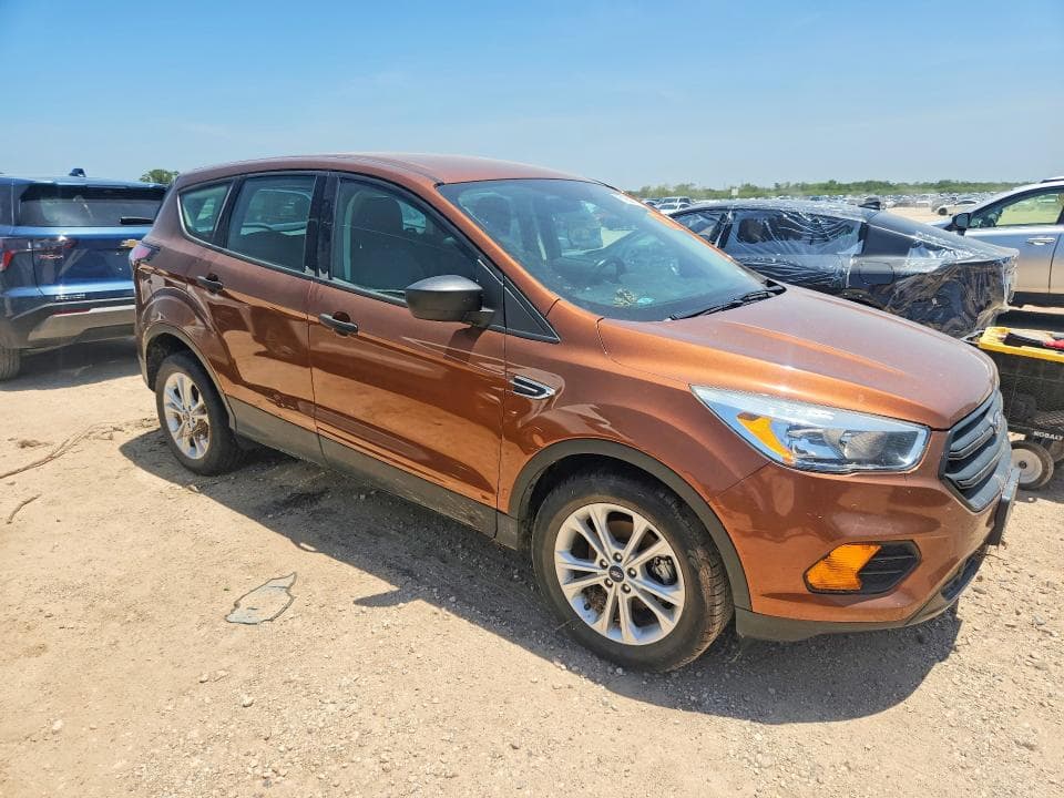 2017 FORD ESCAPE S 4