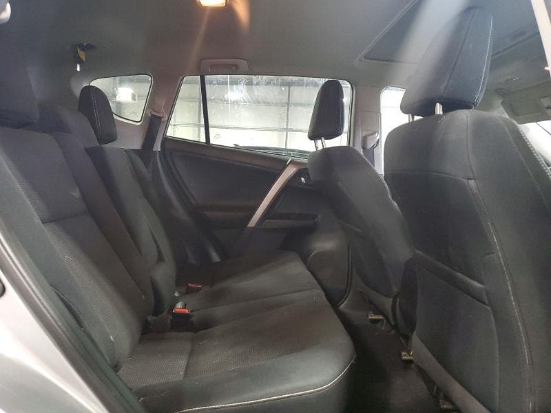 2018 TOYOTA RAV4 XLE 11