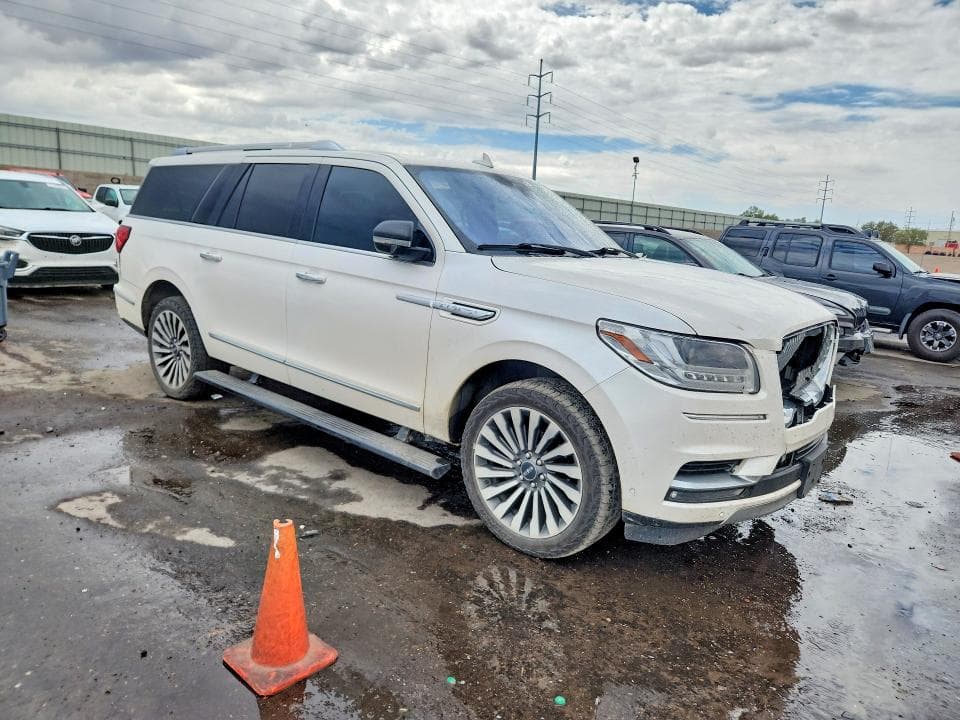 2019 LINCOLN NAVIGATOR L RESERVE 4