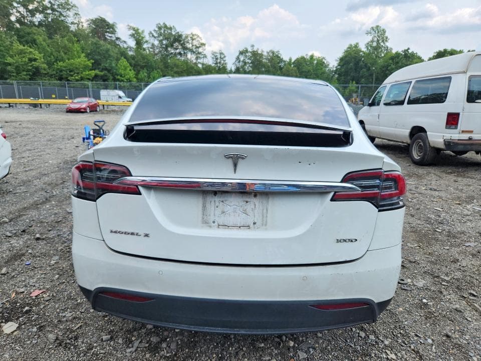 2018 TESLA MODEL X 6