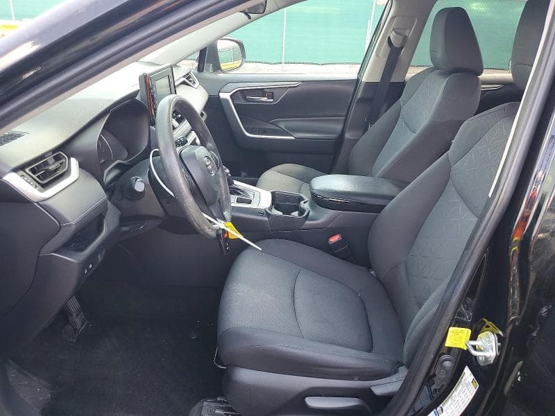 2019 TOYOTA RAV4 XLE 7