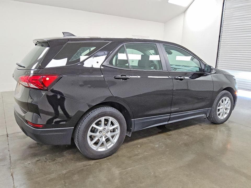 2023 CHEVROLET EQUINOX LS 3