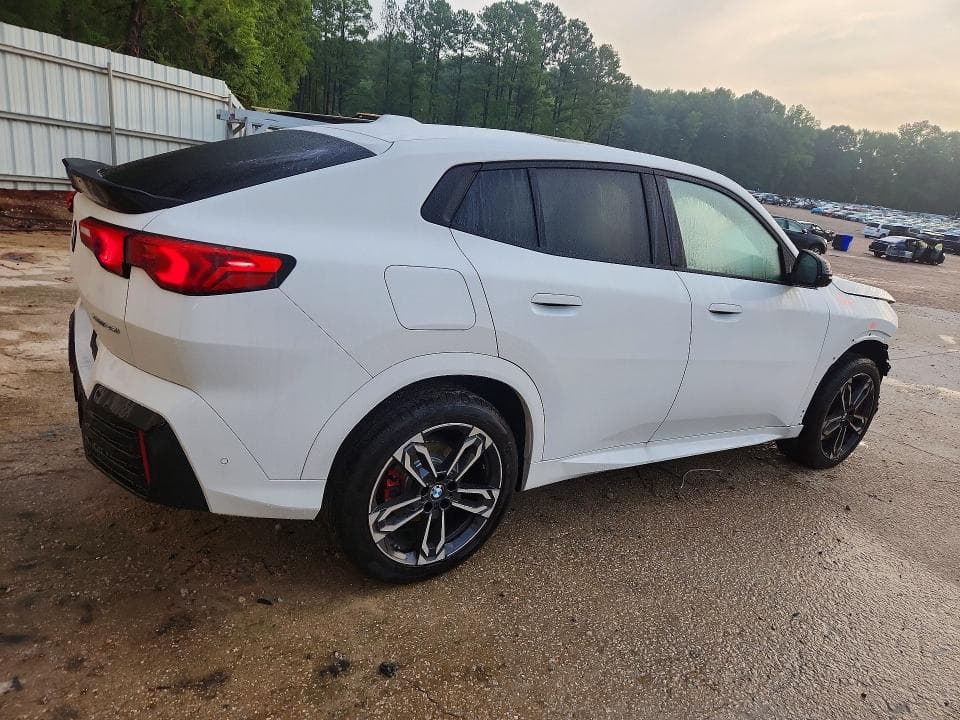 2026 BMW X2 3
