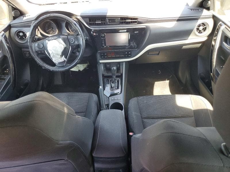 2017 TOYOTA COROLLA IM BASE 8