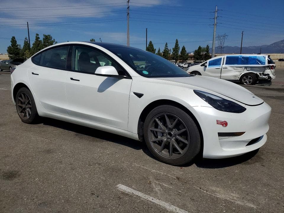 2023 TESLA MODEL 3 4