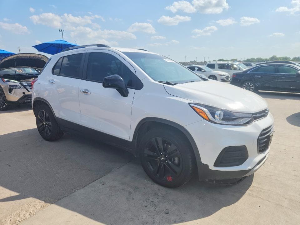 2019 CHEVROLET TRAX 1LT 4